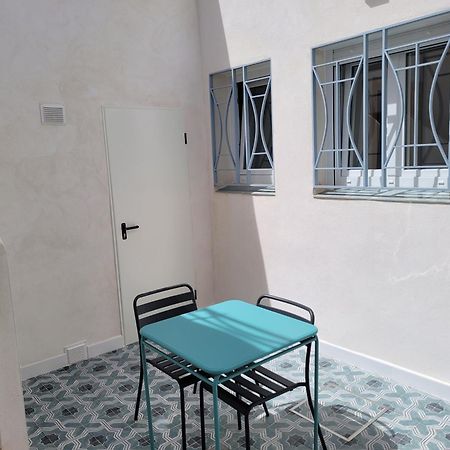 Apartamento Con Wifi, Patio Y Garaje Privado Alcala de Guadaira Exterior photo