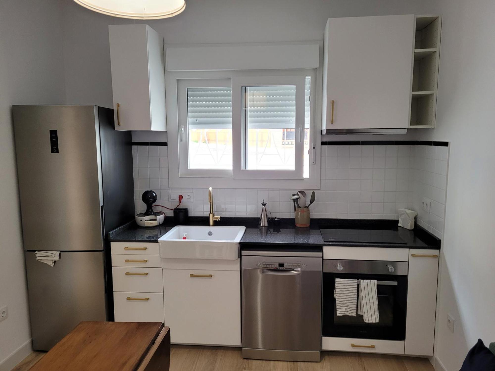 Apartamento Con Wifi, Patio Y Garaje Privado Alcala de Guadaira Exterior photo