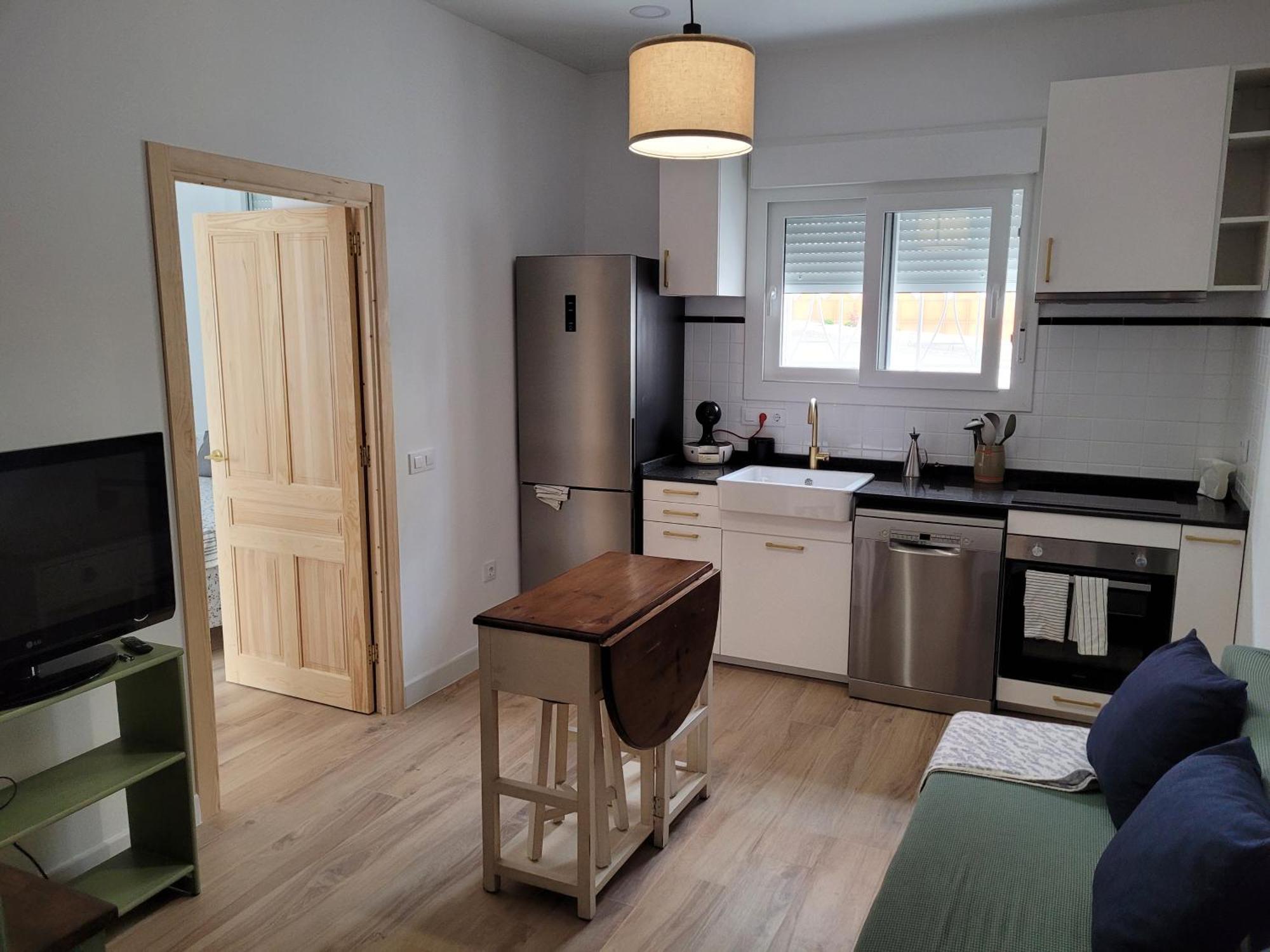 Apartamento Con Wifi, Patio Y Garaje Privado Alcala de Guadaira Exterior photo