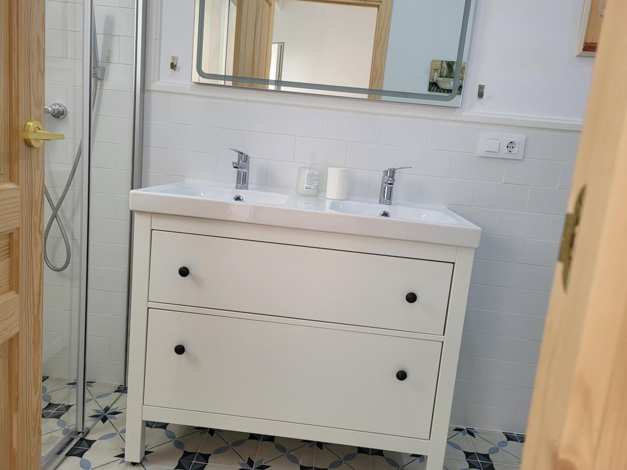 Apartamento Con Wifi, Patio Y Garaje Privado Alcala de Guadaira Exterior photo