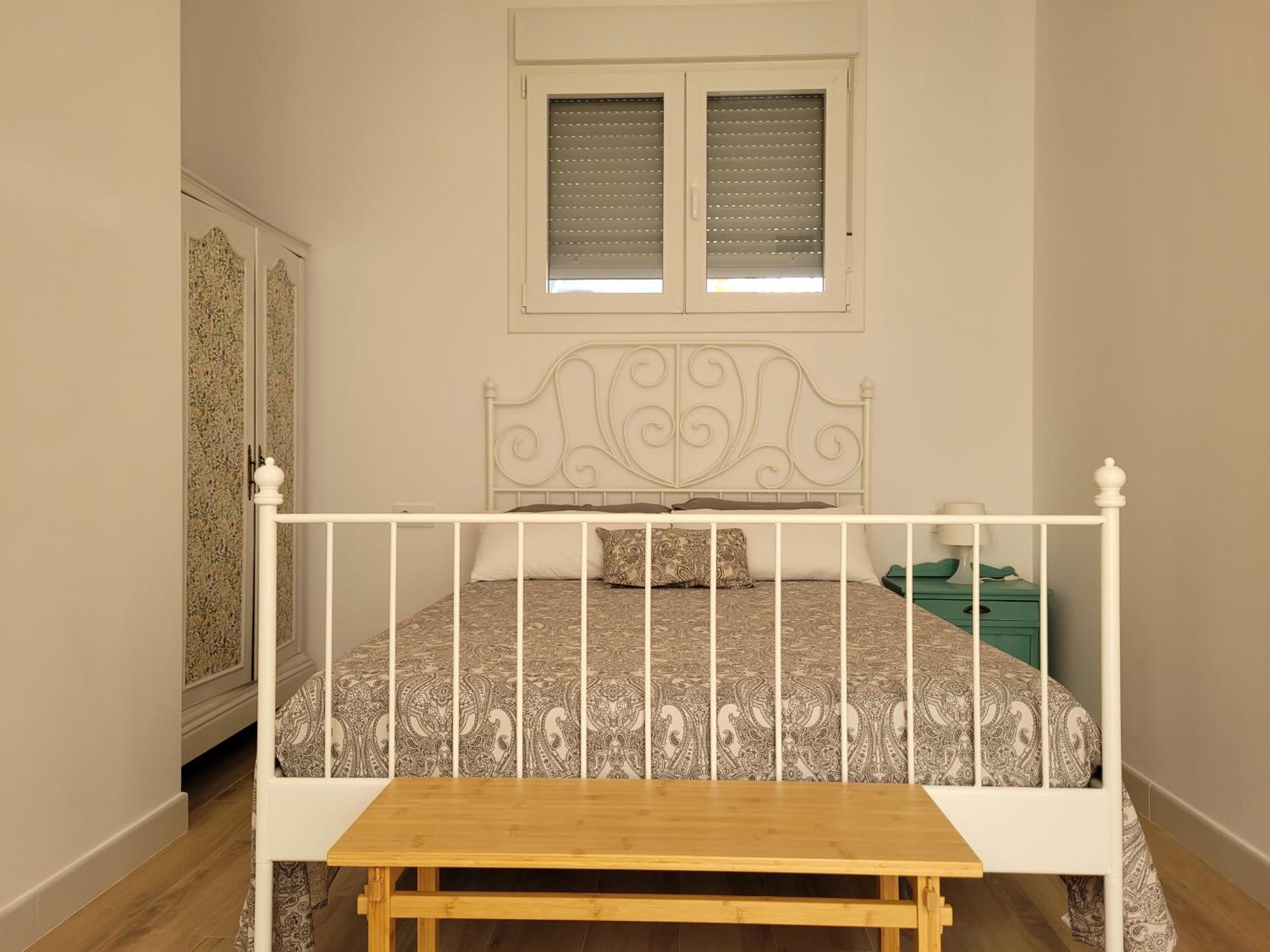 Apartamento Con Wifi, Patio Y Garaje Privado Alcala de Guadaira Exterior photo